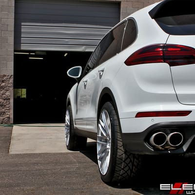 22x10.5 Savini Black Di Forza BM13 Brushed Silver on a 2016 Porsche Cayenne S w/ Specs