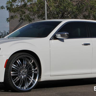 24x10 2Craqve No-11 Chrome on a 2016 Chrysler 300 w/ Specs