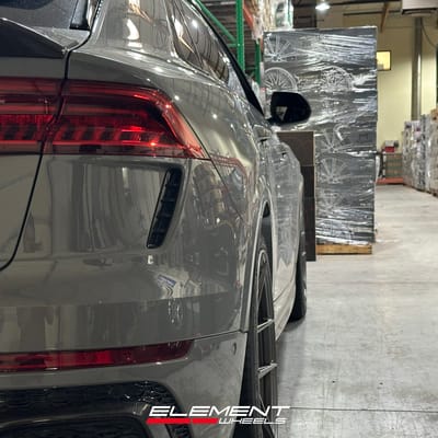 23x10.5 Variant Nysa in Satin Gunmetal on 2023 Audi RSQ8