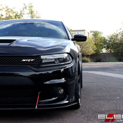 20 inch Staggered Rohana RC22 Matte Black on a 2017 Dodge Charger Scat Pack w/ Specs