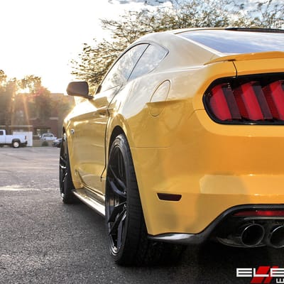 20 inch Staggered Variant Krypton Piano Black on a 2017 Ford Mustang GT w/ Specs
