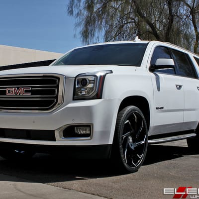 24x10 Lexani Cyclone Gloss Black w/ Machined Tips on a 2017 GMC Yukon w/ Specs