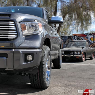 20x9 Fuel Off-Road Maverick Chrome on a 2017 Toyota Tundra w/ Specs