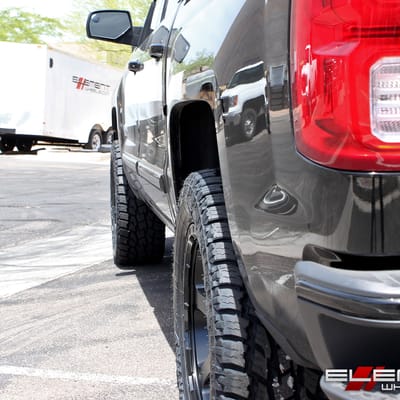 20x9 Fuel Ripper Matte Black w/ Gloss Lip on 2017 Chevy Silverado 1500 w/ Specs