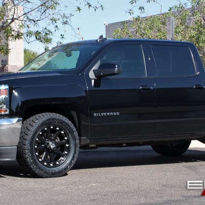 20x9 XD Series XD798 Addict Matte Black on a 2017 Chevy Silverado 1500 w/ Specs