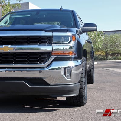 20x9 XD Series XD798 Addict Matte Black on a 2017 Chevy Silverado 1500 w/ Specs