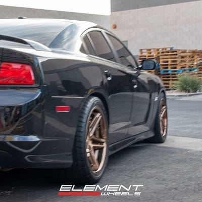 20 inch Staggered Ferrada CM1 Brushed Cobre w/ Polish Bronze Lip on a 2013 Dodge Charger SRT