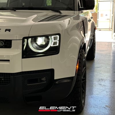 20 Inch Vossen HF-7 Gloss Black on a 2023 Land Rover Defender