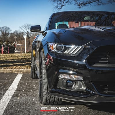 20 inch Staggered Vertini RF1.6 Gloss Black Brush Tint on a 2016 Ford Mustang GT w/ Specs