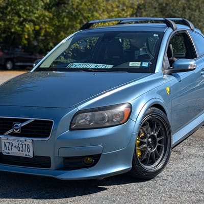 18 inch Konig Hypergram's in Matte Gray on a 2008 Volvo C30