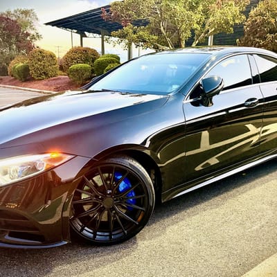 20 Staggered Variant Rian in Satin Black on a 2019 Mercedes-Benz CLS 450
