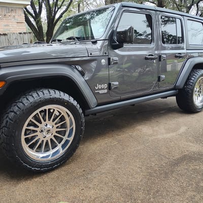 20 inch Force Off-Road F36 Fully Polished on a 2021 Jeep Wrangler JL Rubicon