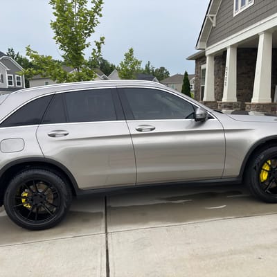19 inch Dolce Performance Vain in Gloss Black on a 2022 Mercedes-Benz GLC 300 