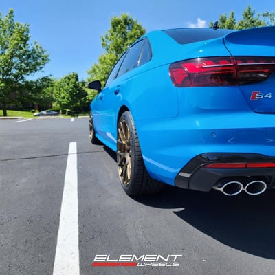 19 inch VMR V810 Custom Moonlit Bronze on 2023 Audi S4