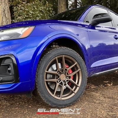 19 Inch Variant Helium Gloss Bronze on a 2022 Audi SQ5