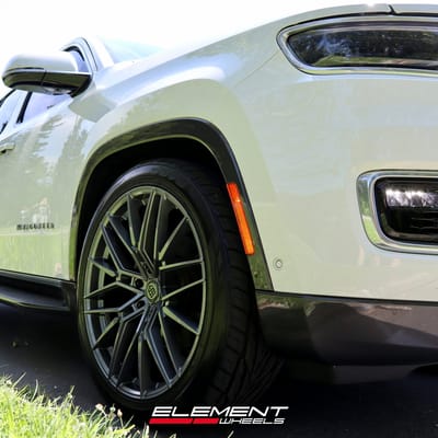 24 inch TIS Motorsports 506GM in Gunmetal on a 2022 Jeep Wagoneer