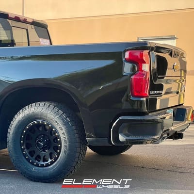 17 inch Method MR305 in Matte Black on a 2023 Chevrolet Silverado 1500