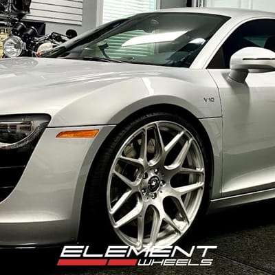 Staggered 20 Inch MRR FS01 Brushed Clear on a 2012 Audi R8 V10
