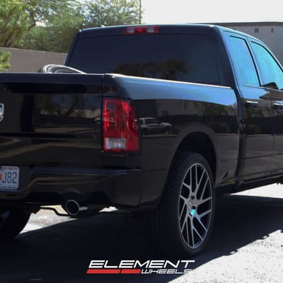 24 Inch Status Juggernaut Gloss Black Machined on 2015 Dodge RAM 1500