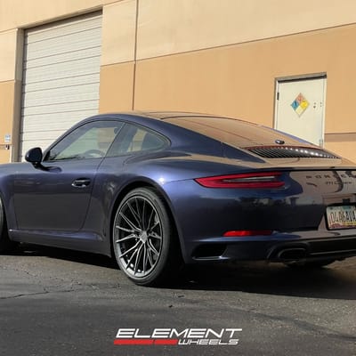 20 Staggered Variant Rian in Gloss Gunmetal on a 2017 Porsche 911 Carrera 991