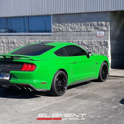 Staggered 19 inch P51 101RF in Gloss Black on a 2019 Ford Mustang