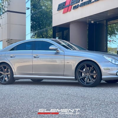 20 inch Staggered Rohana RC7 in Matte Graphite on a 2007 Mercedes-Benz CLS 63 AMG