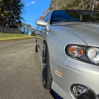 19 Staggered Ace Alloy AFF02 Matte Black on a 2006 Pontiac GTO