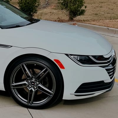 21 inch Savini SV-F3 Gloss Graphite on a 2019 Volkswagen Arteon
