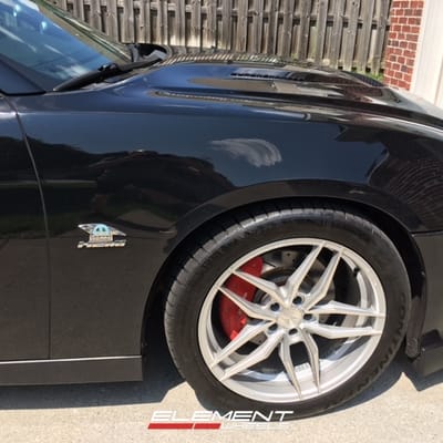 20 inch Staggered Ferrada FR5 in Machine Silver on a 2013 Charger Daytona