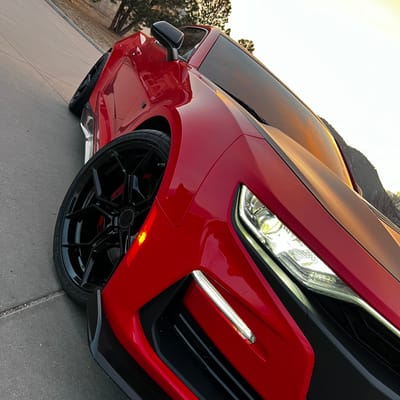 20 inch Staggered Blaque Diamond BD-F25 Gloss Black on a 2021 Chevrolet Camaro SS