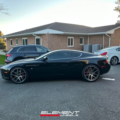 Staggered 20 inch Ace Alloy AFF02 in Gloss Mica Grey Machined on a 2005 Aston Martin DB9