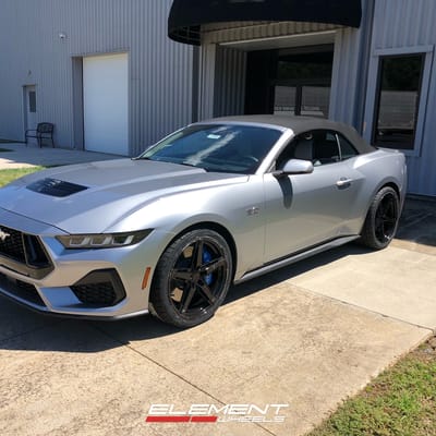 20 inch Staggered Modern Luxury MLF10 Gloss Black on a 2024 Ford Mustang GT