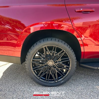 24 inch Vossen HF6-5 Gloss Black on a 2025 Chevrolet Tahoe