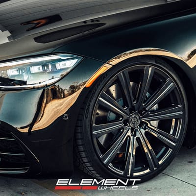 22" Staggered Avant Garde Vanguard on 2023 Mercedes S580 S-Class Lowered