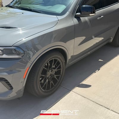 20 inch Dodge Hellcat Jeep Replica Wheel in Gloss Black FR70 on a 2024 Dodge Durango