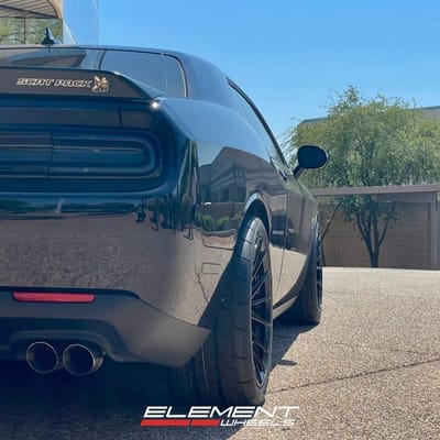 20 inch Staggered Variant Rian in Gloss Black  on a 2023 Dodge Challenger