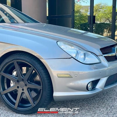 20 inch Staggered Rohana RC7 in Matte Graphite on a 2007 Mercedes-Benz CLS 63 AMG