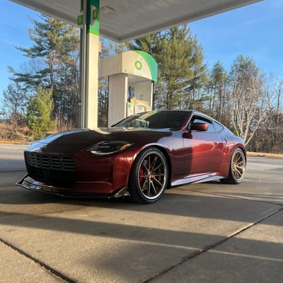 20 Inch Ferrada CM2 in Brushed Cobre w/ Chrome Lip on a 2024 Nissan Z