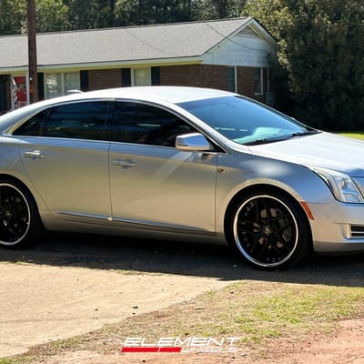 22 inch AZAD AZ 1029 in Gloss Black w/ Chrome Stainless Steel Lip on a 2015 Cadillac XTS