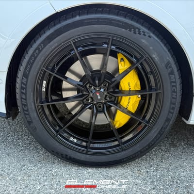 22 inch Savini SV-F1 in Gloss Black on a 2018 Range Rover SVR