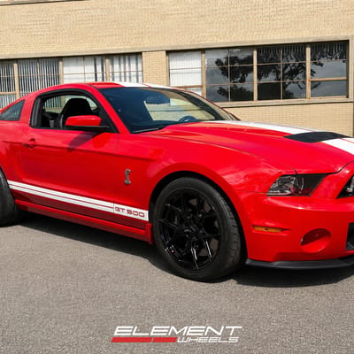 Staggered 19x9.5 | 20x11 Vossen Wheels Vossen HF-5 Gloss Black (Hybrid Forged) on Ford 2007-2014 Ford Mustang Shelby GT500