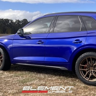 19 Inch Variant Helium Gloss Bronze on a 2022 Audi SQ5