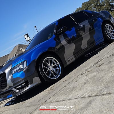 20 inch Ferrada FR2 Machine Silver w/ Chrome Lip on a 2020 Chrysler 300