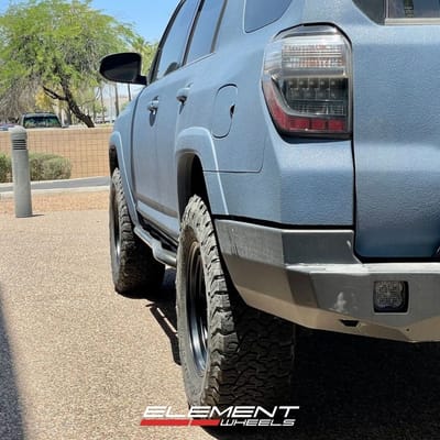 17 Inch Method Race MR316 in Matte Black on a 2015 Toyota 4-Runner