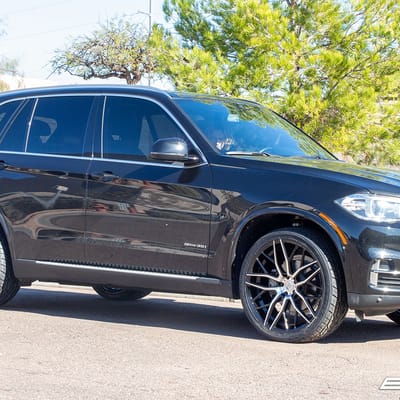 
<p> Front Fitment: 22x9 5x120 +35mm offset w/ 265/35/22 Toyo Proxes ST III Tires </p>



<p>Rear Fitment: 22x10.5 5x120 +25mm offset w/ 295/30/22 Toyo Proxes ST III Tires</p>
