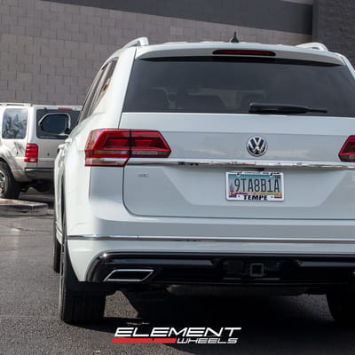 20 inch Gianelle Monte Carlo Gloss Black on a 2019 Volkswagen Atlas