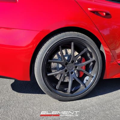 Staggered 20 inch Ferrada FR2 in Matte Black w/ Gloss Black Lip on a 2021 Kia Stinger GT