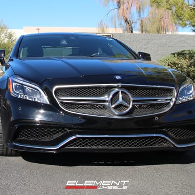 20 Inch Staggered Ferrada Forge-8 FR7 Matte Black on 2015 Mercedes Benz CLS63S AMG