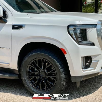 20 inch Fuel Offroad Rebar 6 in Blackout on a 2021 GMC Yukon