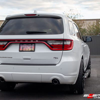 22 inch Avant Garde M520R Gloss Black on a 2015 Dodge Durango